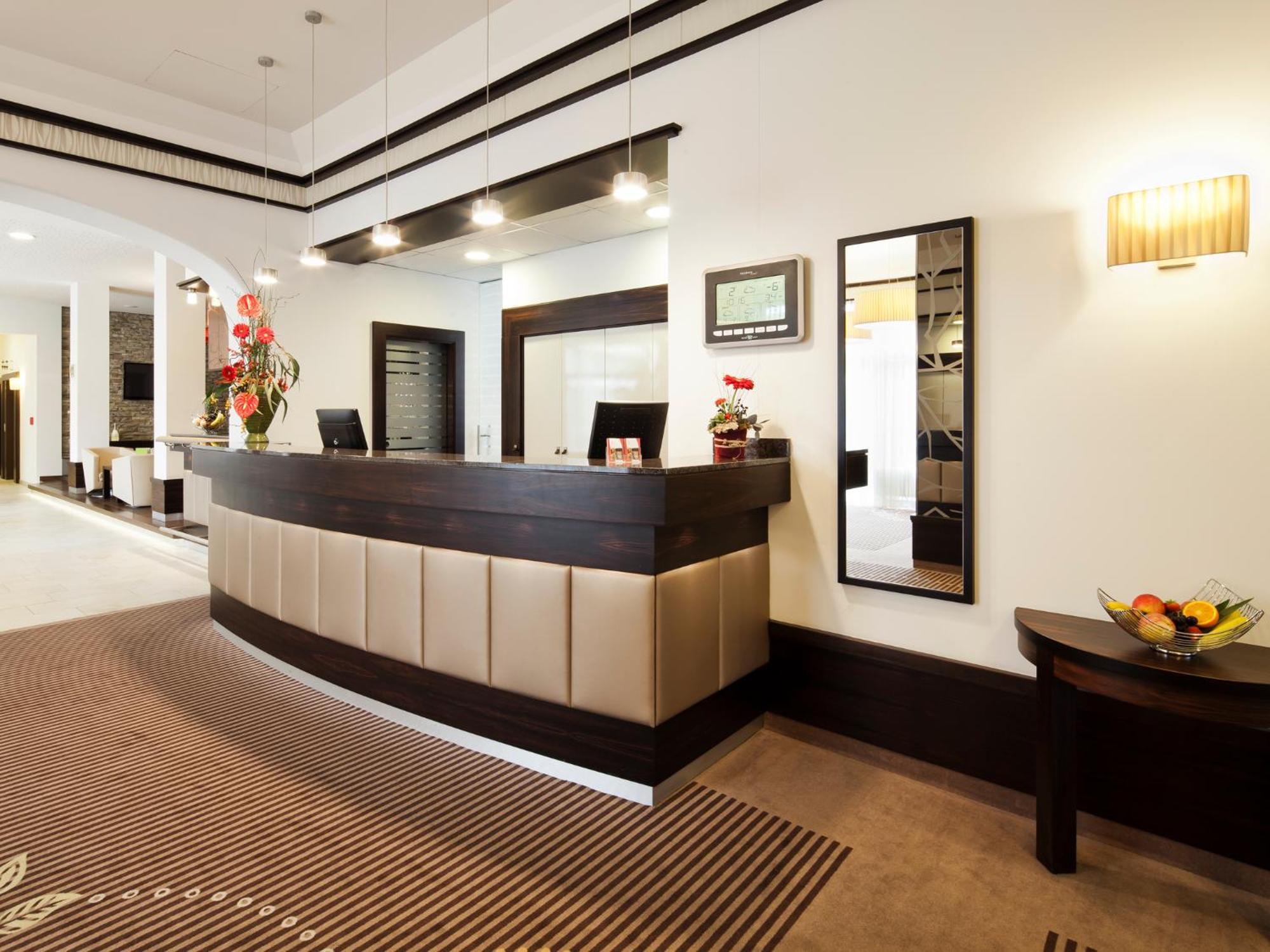 Zeller'S Quartier Hotel Königsbrunn Kültér fotó