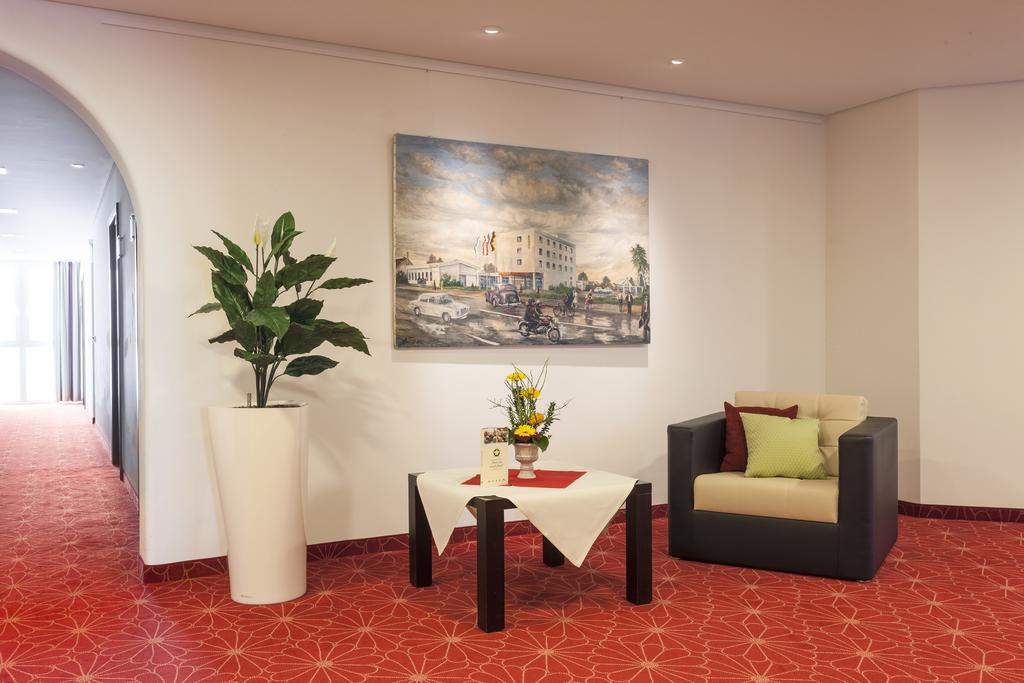 Zeller'S Quartier Hotel Königsbrunn Kültér fotó