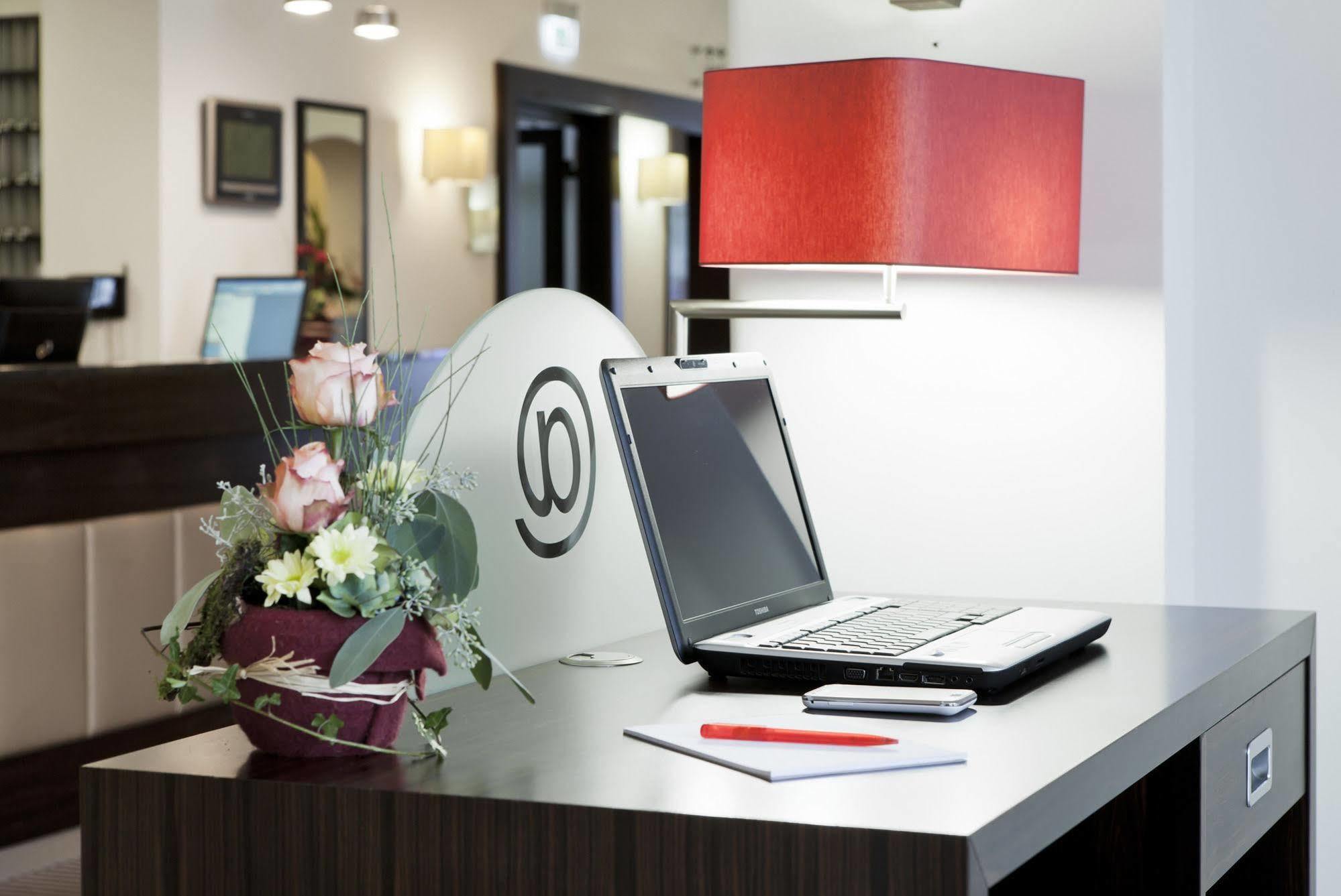 Zeller'S Quartier Hotel Königsbrunn Kültér fotó