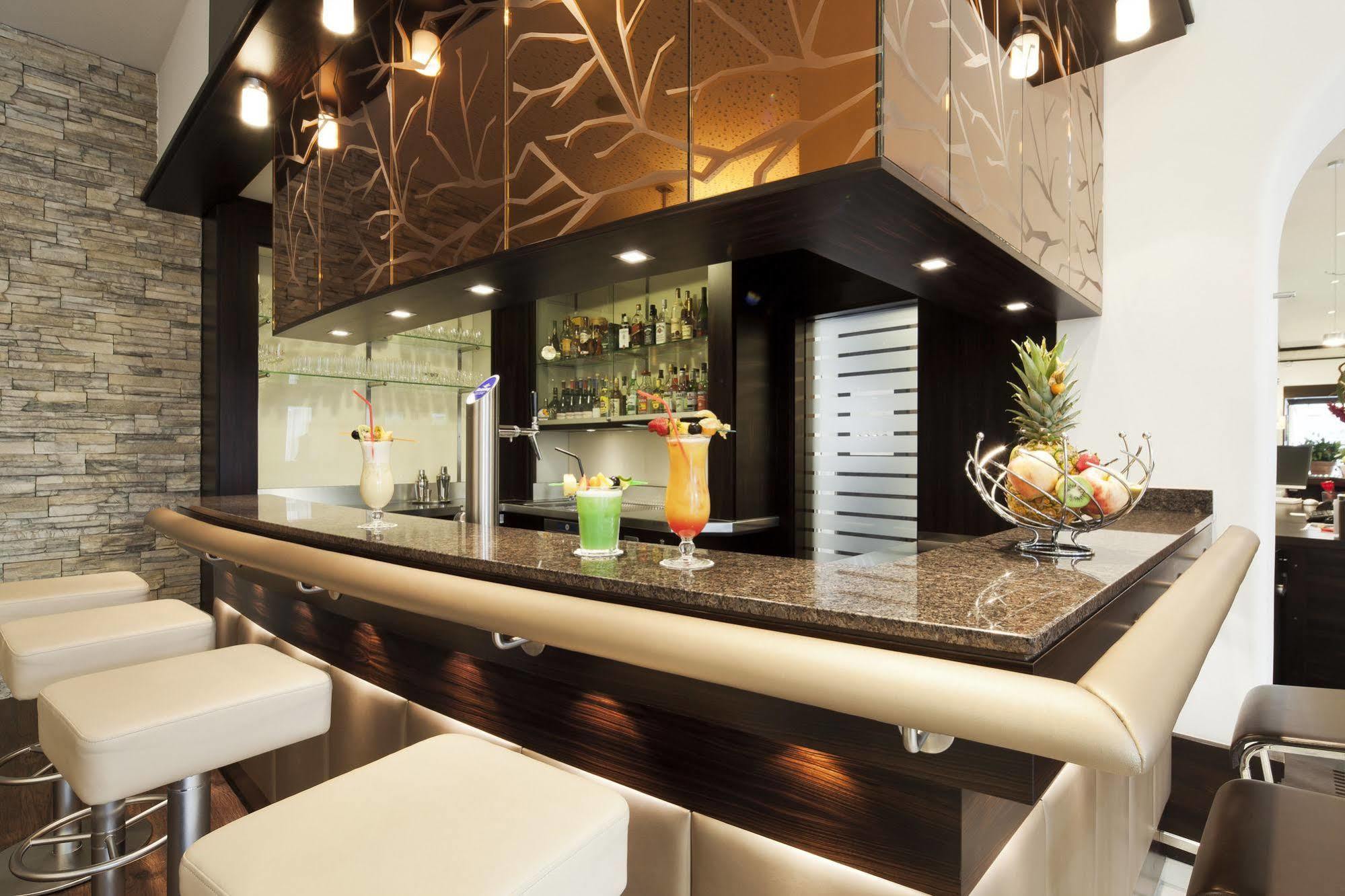 Zeller'S Quartier Hotel Königsbrunn Kültér fotó
