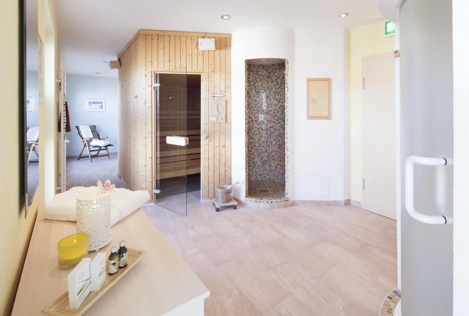 Zeller'S Quartier Hotel Königsbrunn Kültér fotó