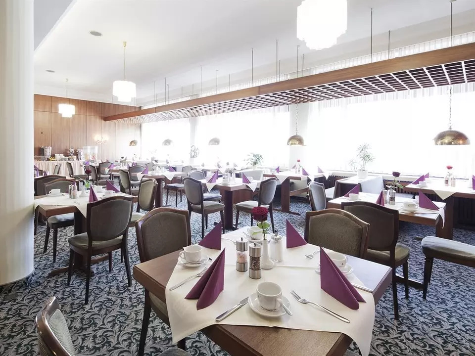 Zeller'S Quartier Hotel Königsbrunn Kültér fotó